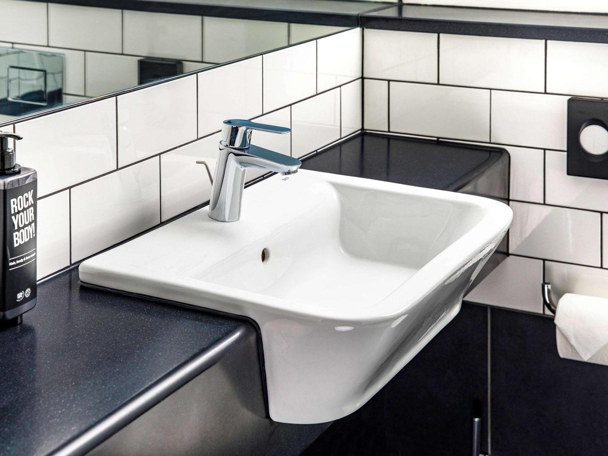 Ibis Wakefield East-Castleford Hotel Ngoại thất bức ảnh